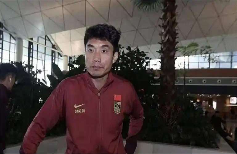 前国脚曝国足新帅人选，直指45岁亚洲足球先生，范志毅被淘汰(中国足球第一人 范志毅)